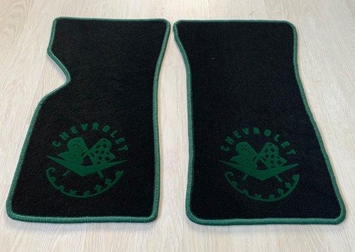 Automotive carpet foot mats